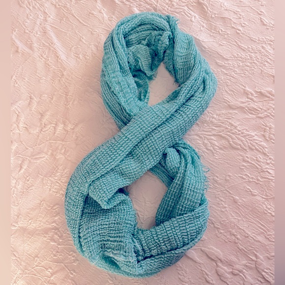 Infinity scarf. - Picture 2 of 4